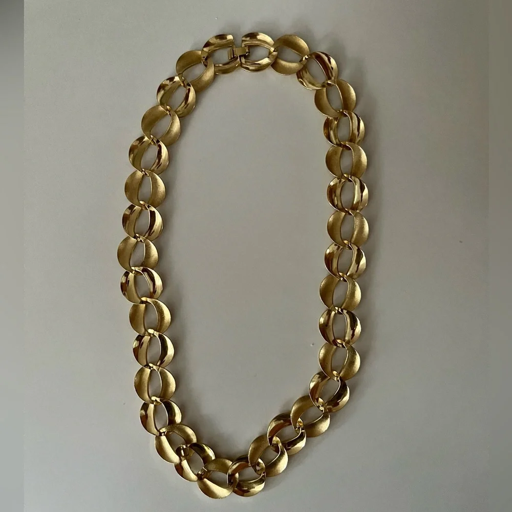 Estate Gold Chain Necklace - Picture 3 of 4